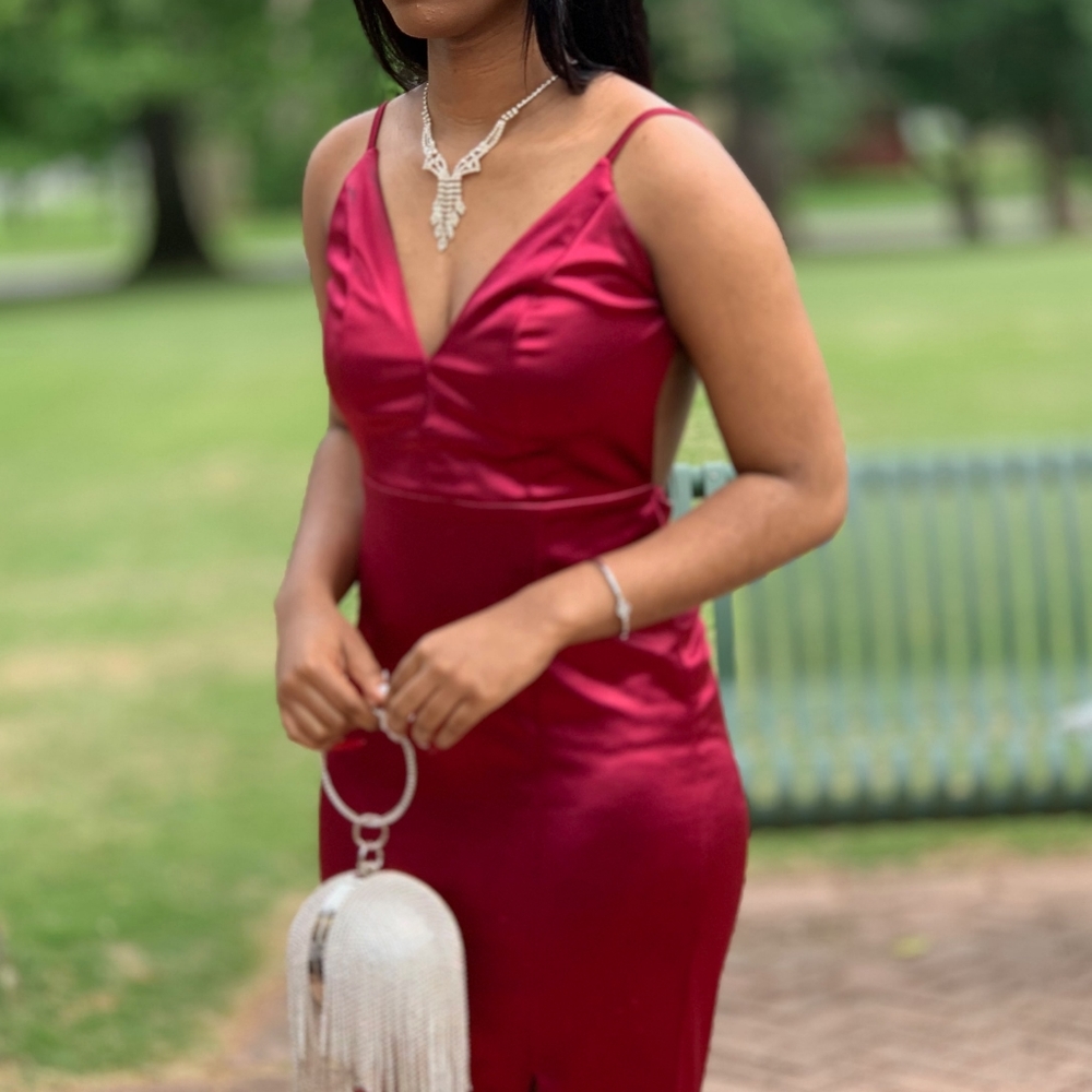 Burgundy/Red Prom Dress